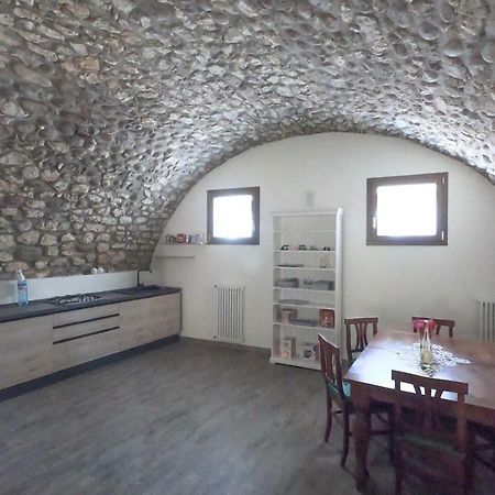 Rustico Di Charme - Le Colline Di Bardolino Villa Bagian luar foto